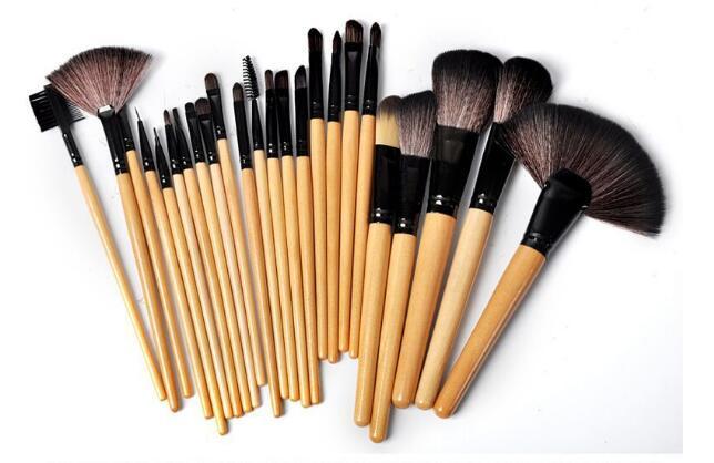 Gift Bag Of Makeup Brush Sets | 24 Professional Cosmetics Brushes