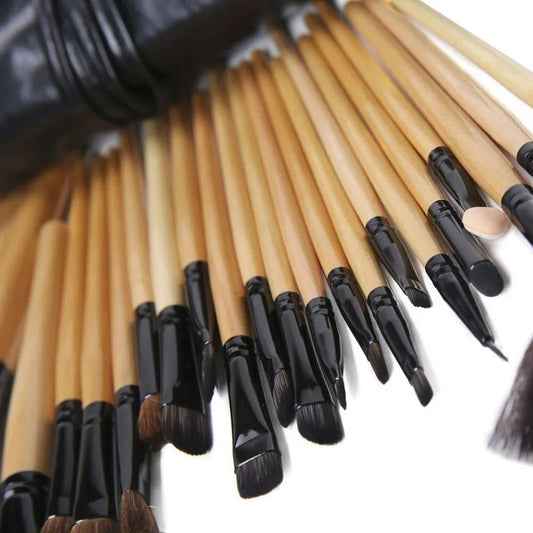 Gift Bag Of Makeup Brush Sets | 24 Professional Cosmetics Brushes